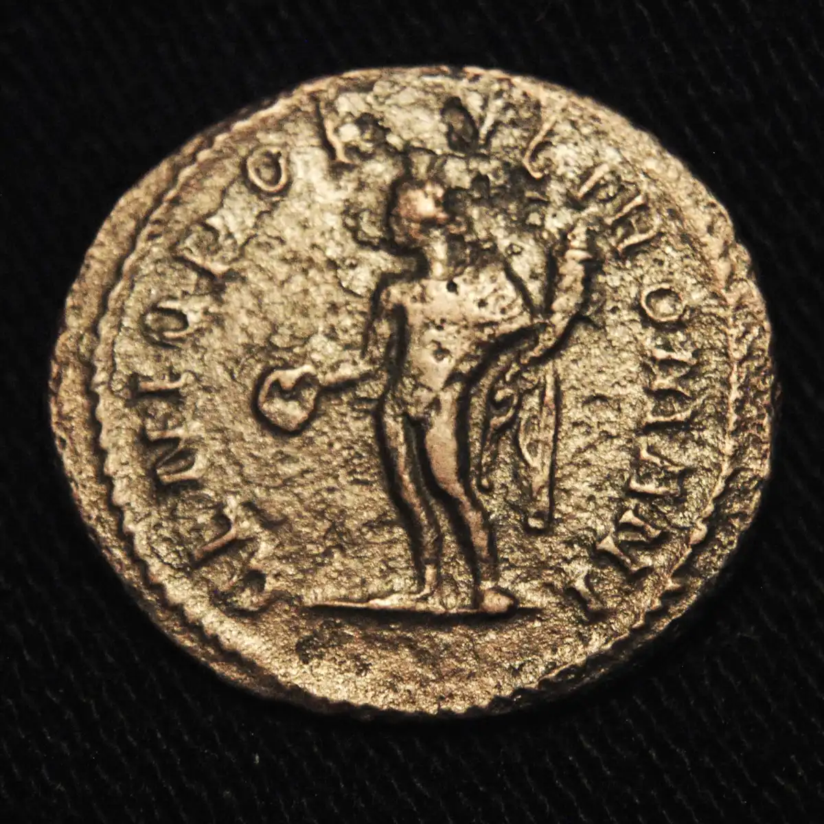 Æ-Follis-Galerius-Maximianus-Cæsar-Lugdunum-Ric-17B